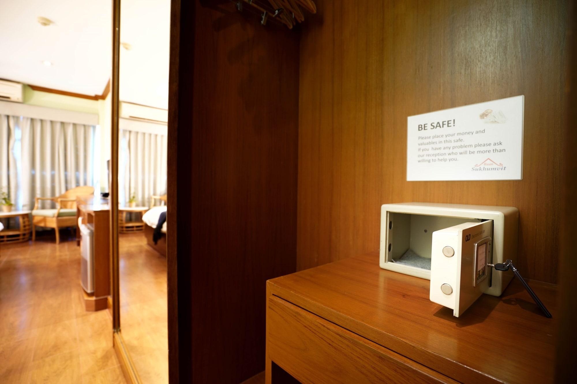 Baan Sukhumvit Soi 18 Otel Bangkok Dış mekan fotoğraf